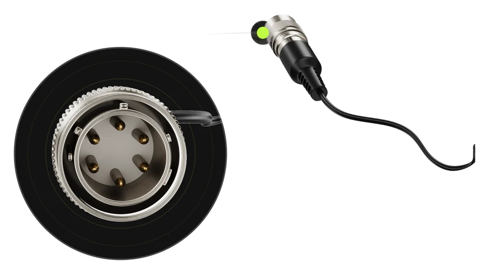 Locking 6-pin Hirose connector on the headset end